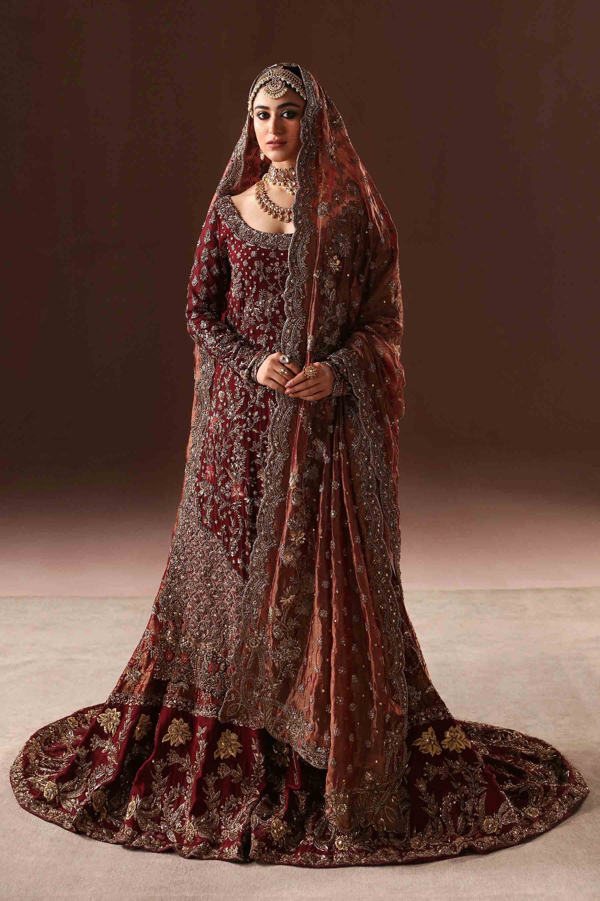 MAROON AND ANTIQUE GOLD FARSHI GHARARA SET (BR-09)