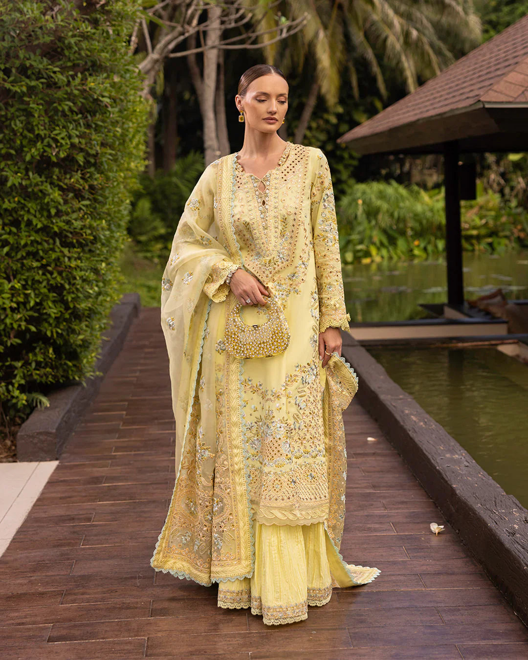 Azalea - Faiza Saqlain