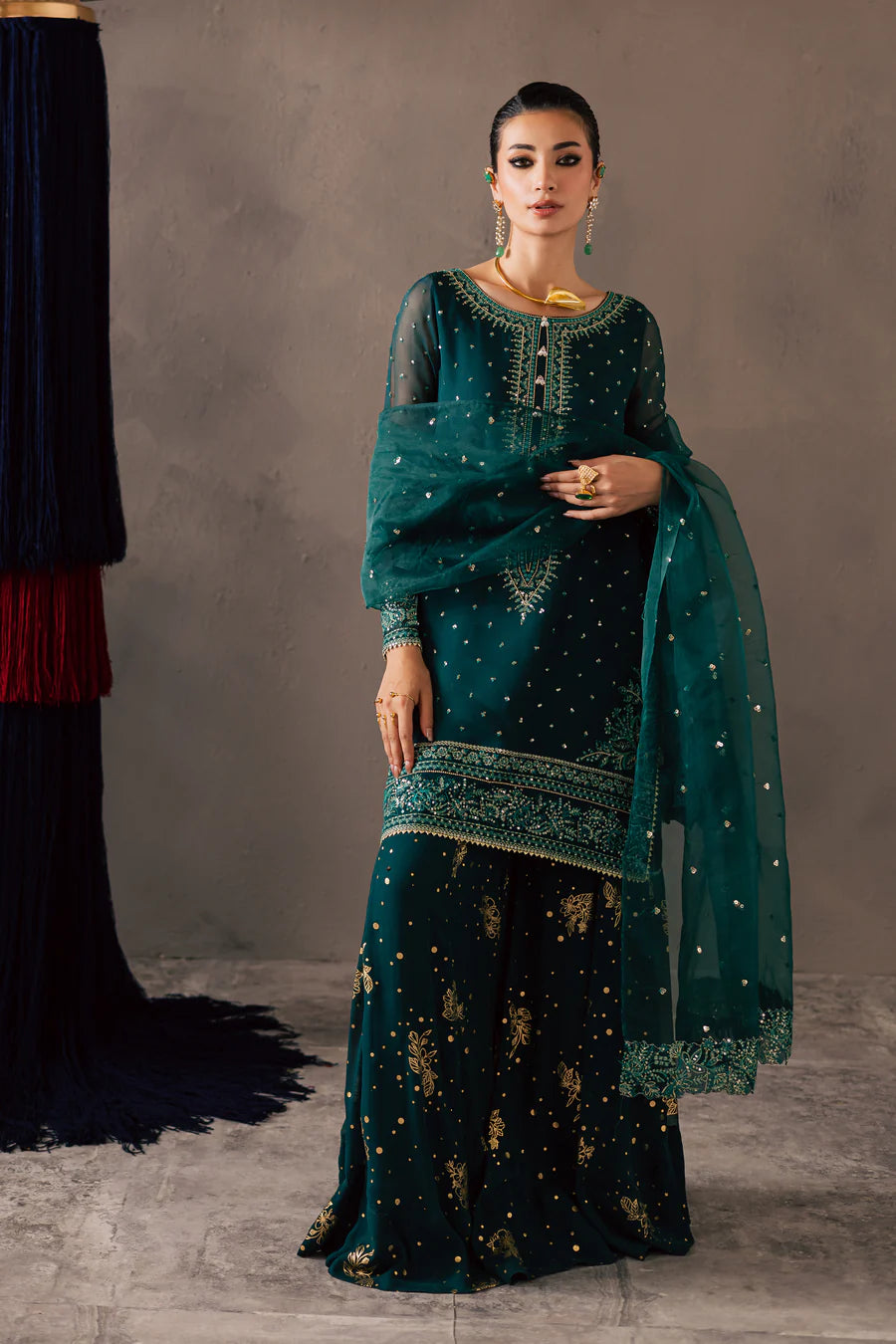 Enchantress 3Pc - Festive Luxe Pret